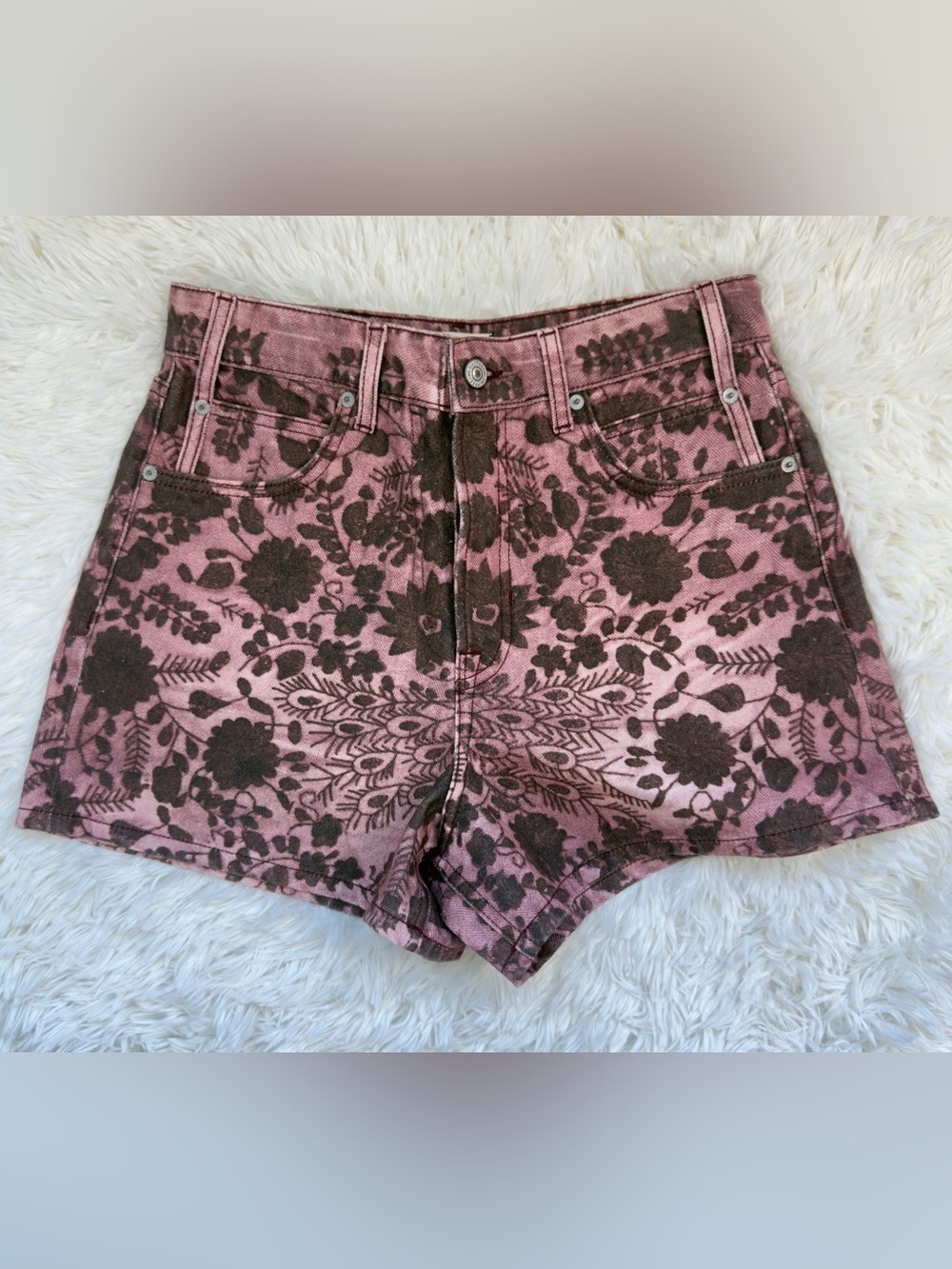 Free People | High Waist Embroidered Shorts | Size 28
